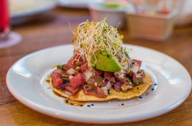 Tostada de at&uacute;n